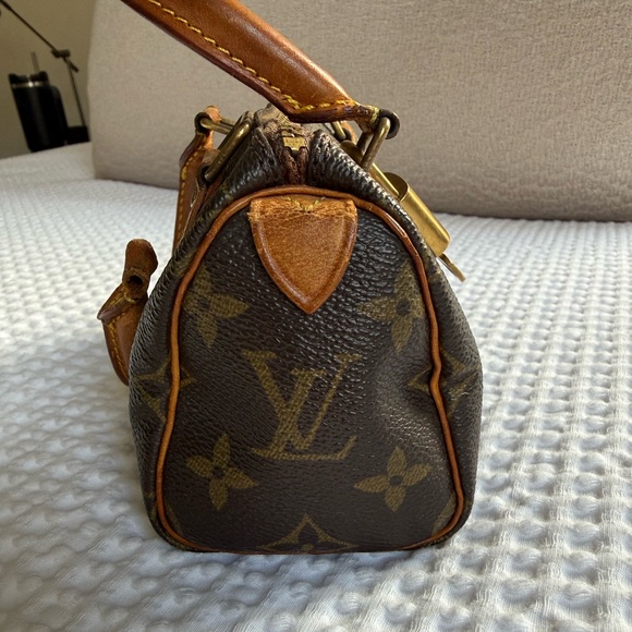 Vintage Louis Vuitton Mini Speedy - Picture 5 of 16
